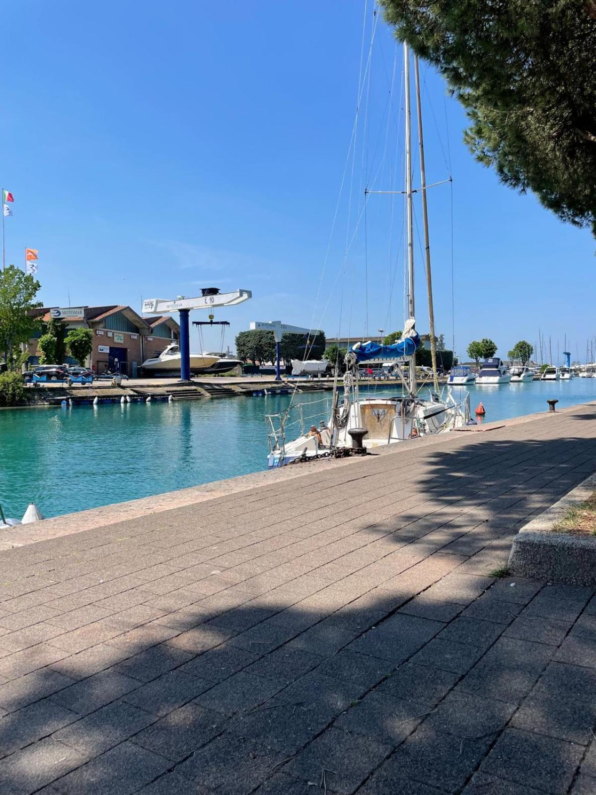 Nico'S Apartment Peschiera del Garda Exterior photo